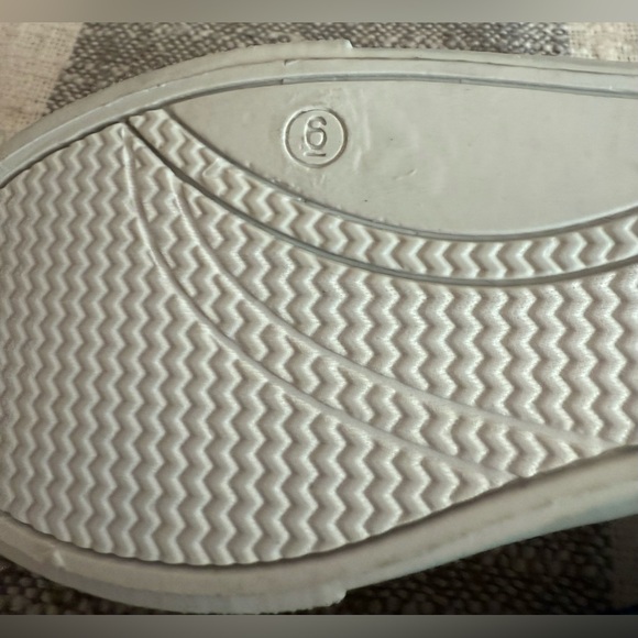 Hand Painted Women SZ 6 Art to Wear Colorful Lace Up Sneakers One of a Kind New - Picture 9 of 10